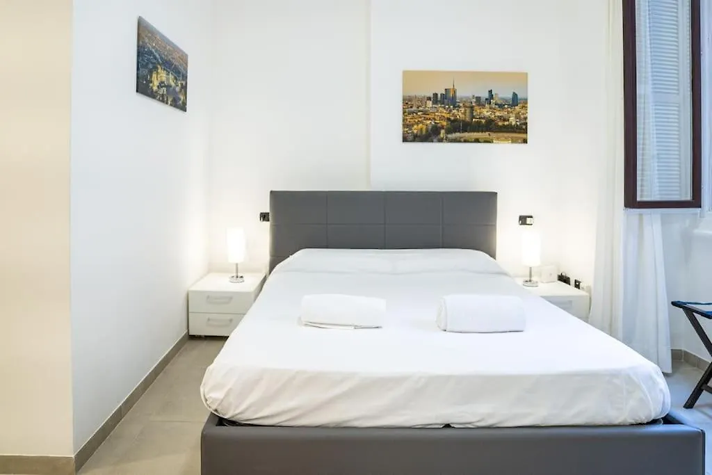 Apartment Bilocale Nel Cuore Di Moscova Milan