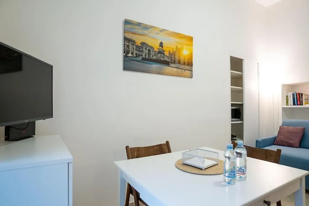 Apartment Bilocale Nel Cuore Di Moscova Milan