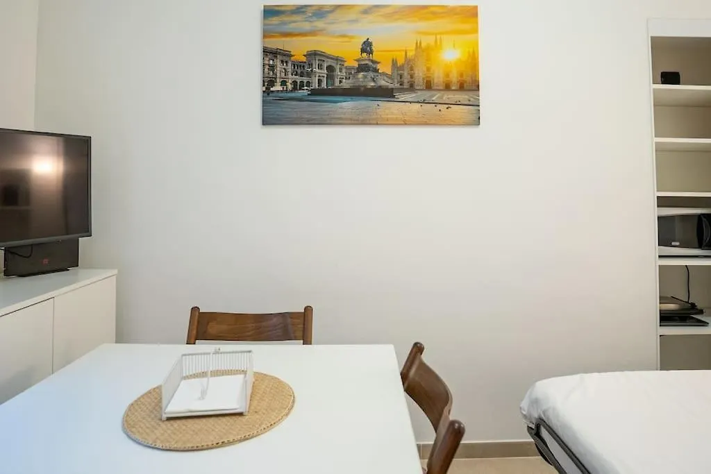 Bilocale Nel Cuore Di Moscova Milan